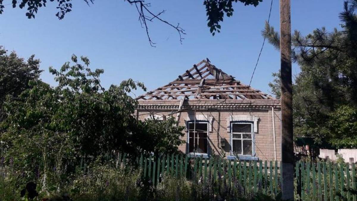 У Запорізькій області тривають ворожі атаки: поліція документує руйнування