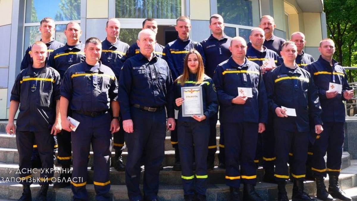 22 співробітника ДСНС Запорізької області отримали відзнаки за мужність і героїзм