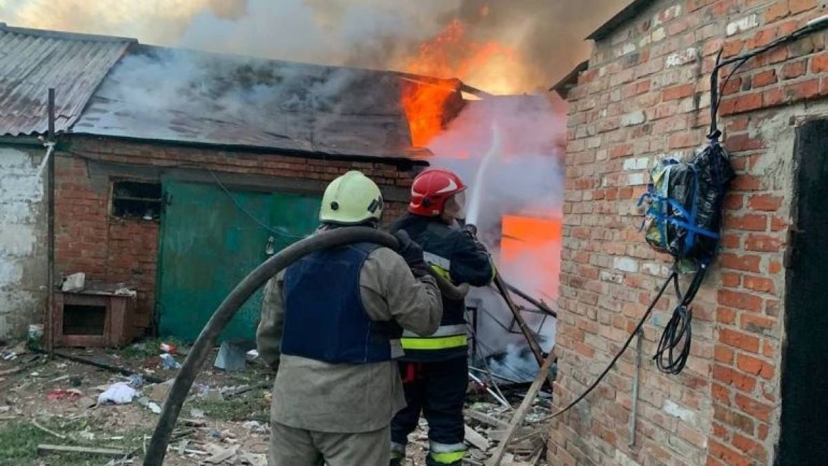 Ворог знищує цивільну інфраструктуру  в Оріхові