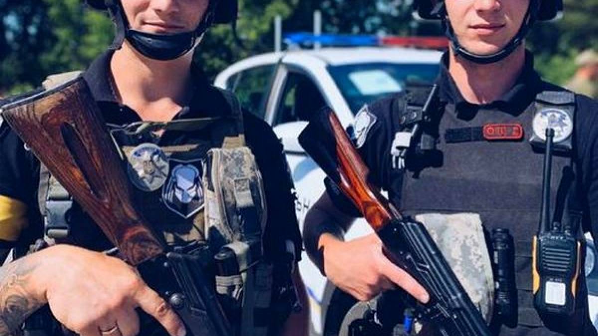 Запорізькі поліцейські несуть службу у посиленому варіанті