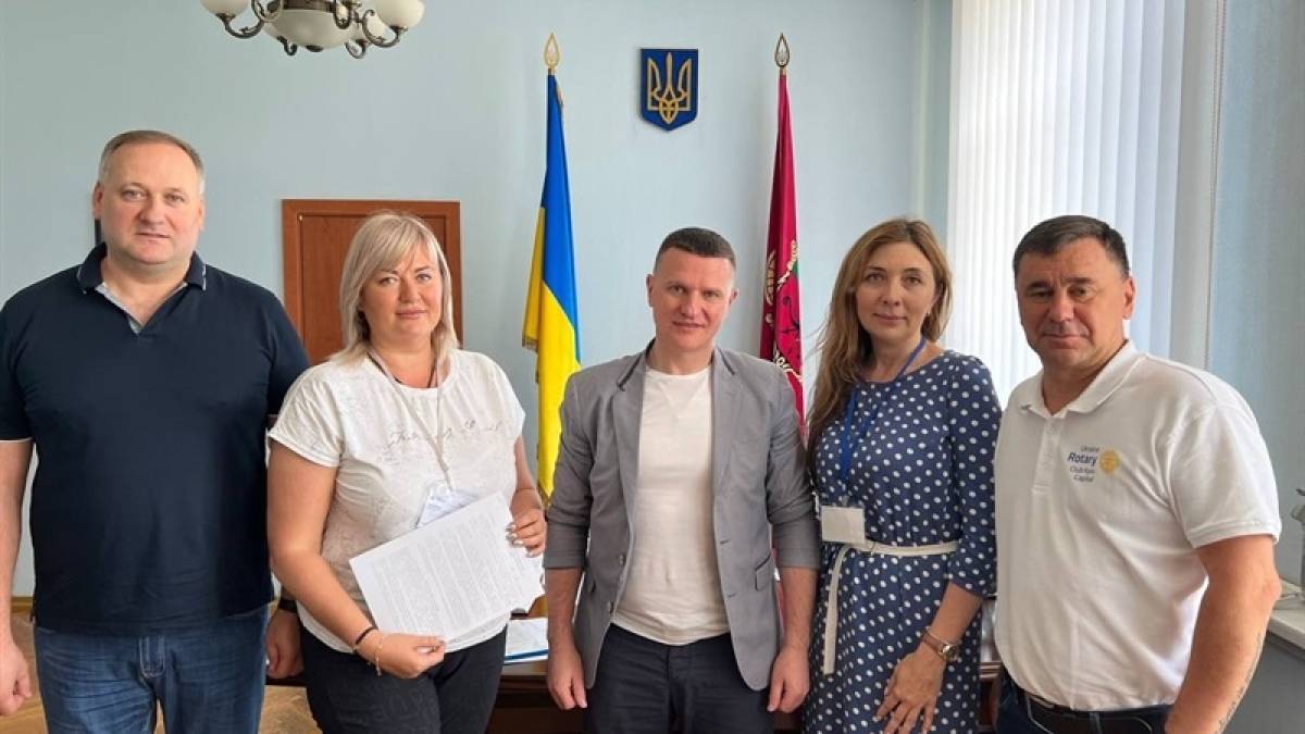 В Запорожье власть подписала меморандум с двумя общественными организациями