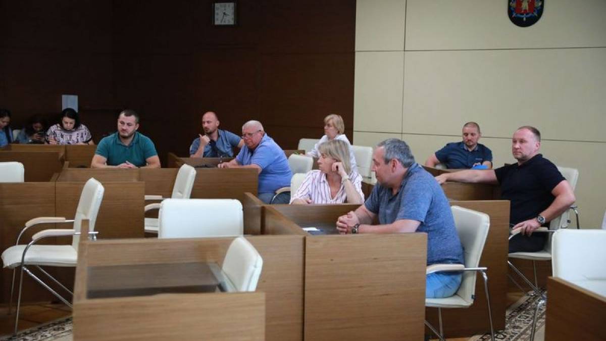 Керівник Запорізької ОВА Олександр Старух зустрівся з запорізькими хліборобами