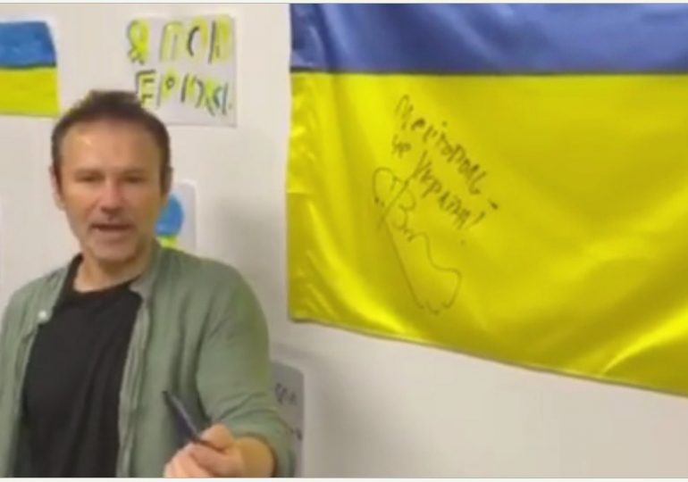 Жителей оккупированного Мелитополя поддержал Святослав Вакарчук (видео)