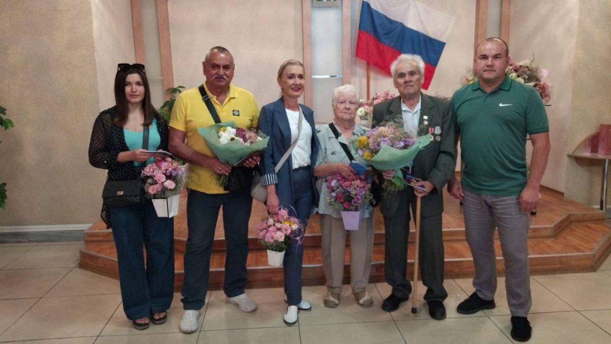 В окупованому Енергодарі 28 колаборантів отримали російські паспорти, – мер Орлов