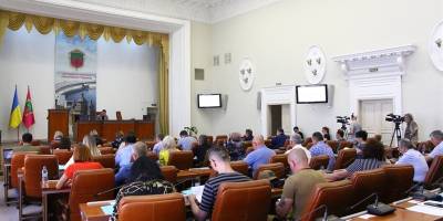 У Запорізькій міській раді дві фракції припинили свою роботу