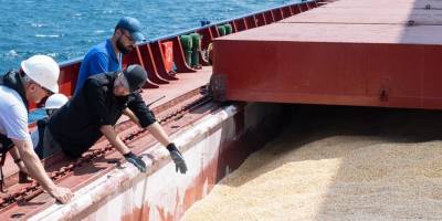 Чотири судна з продовольством отримали дозвіл на вихід з українських портів – ООН