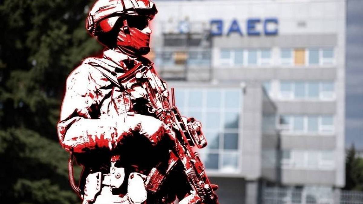 Окупанти обстріляли Запорізьку АЕС, влучивши неподалік від енергоблока №1