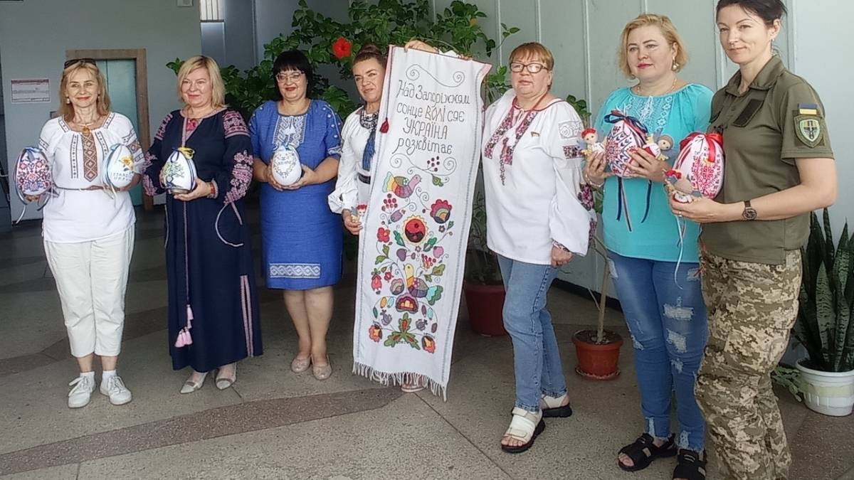 Запорізький рушник-оберіг вишили із думкой про перемогу