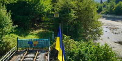 Україна відновила закинуту залізницю у Карпатах