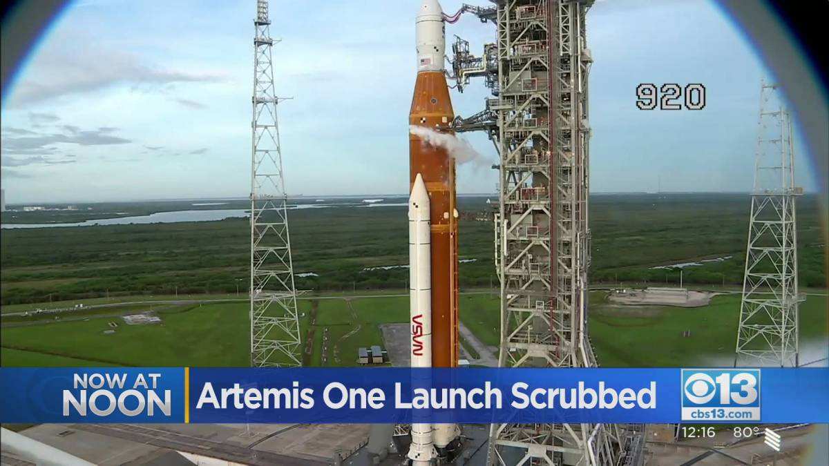 NASA знову збирається запустити місячну місію Artemis 1