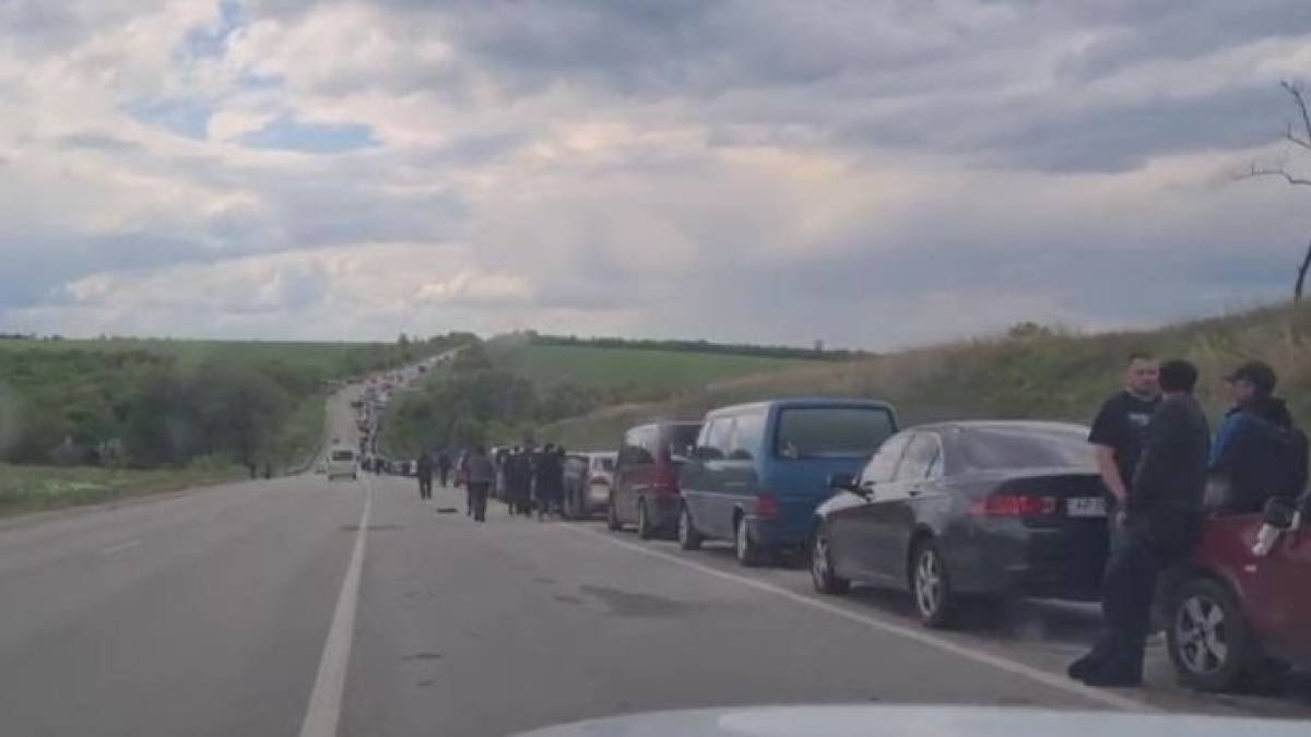 На виїзді з  міста Василівка рашисти розстріляли евакуаційну колону