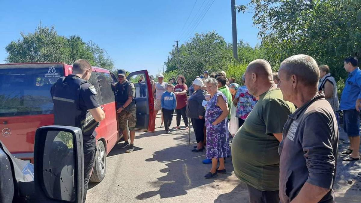 Запорізькі волонтери відвідали Малу Токмачку
