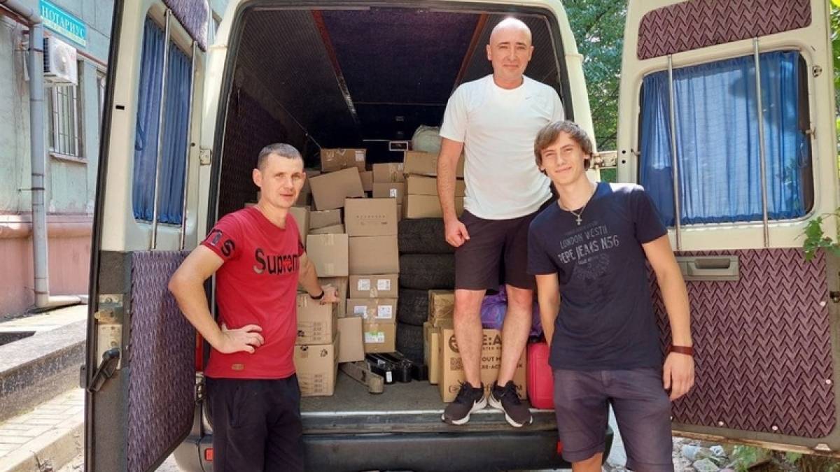 До Бердянська у серпні волонтери відправили більше 10 тон гуманітарної допомоги