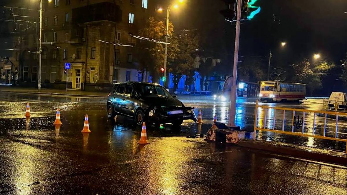 Аварія у Вознесенівському районі