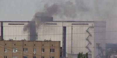 Окупати невтримно палять у Мелітополі: поблизу елеватора мешканці спостерігають чорний дим (фото)