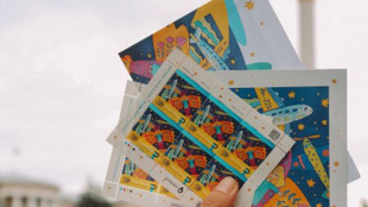 Укрпошта анонсувала “круті випуски” марок на жовтень