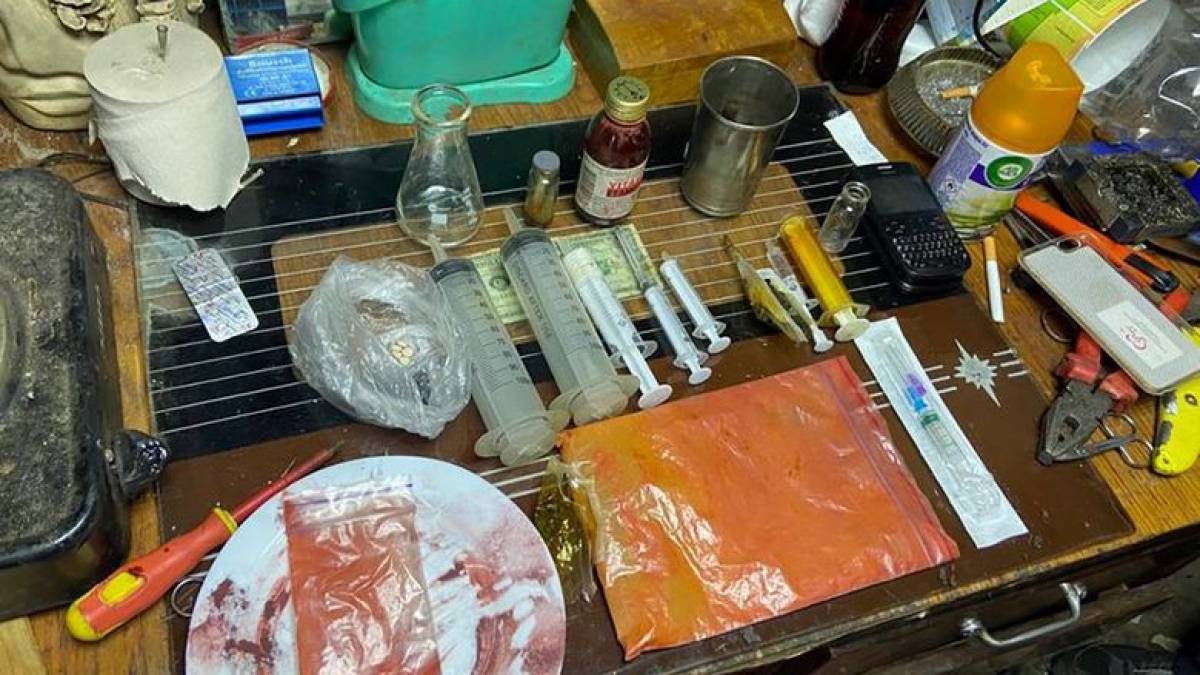 У Запоріжжі поліцейські викрили наркопритон