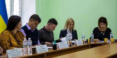Запорізька обласна рада аналізує роботу комунальних закладів охорони здоров’я