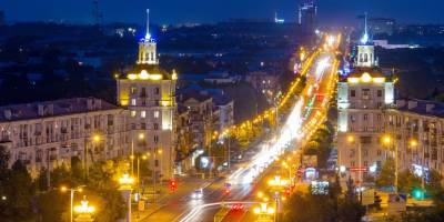Запоріжці питають: чому вночі місто світиться, як новорічна ялинка?