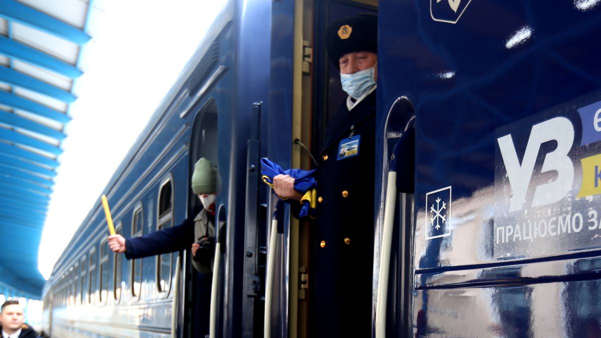 Придніпровські залізничники готуються до роботи взимку
