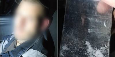 Запорізькі патрульні продовжують виявляти у громадян, ймовірно, наркотичні речовини