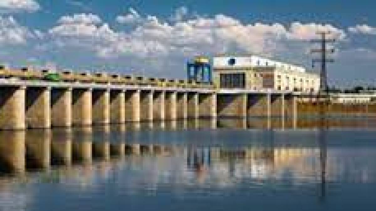 18 жовтня: Цей день в Україні та в світі – введено в експлуатацію Каховську ГЕС