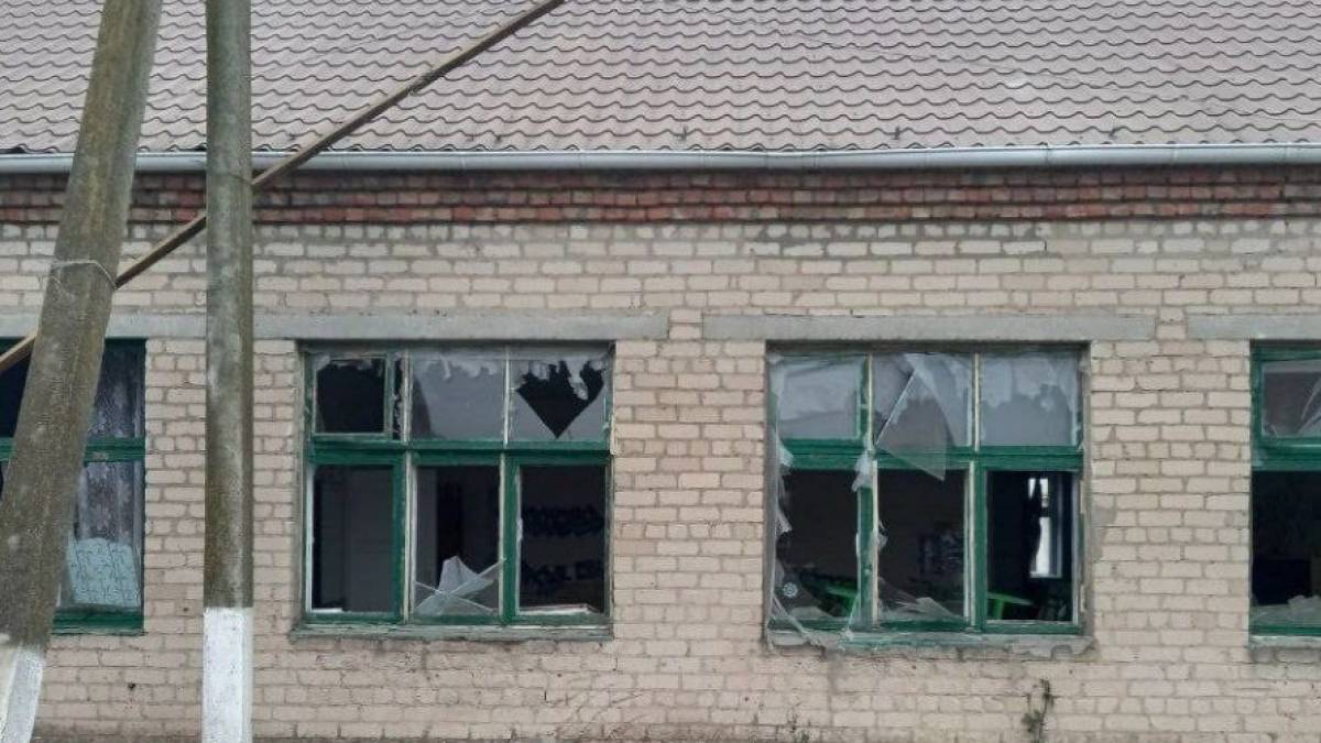В больницу Мелитополя из Михайловки завезли раненных оккупантов (фото)