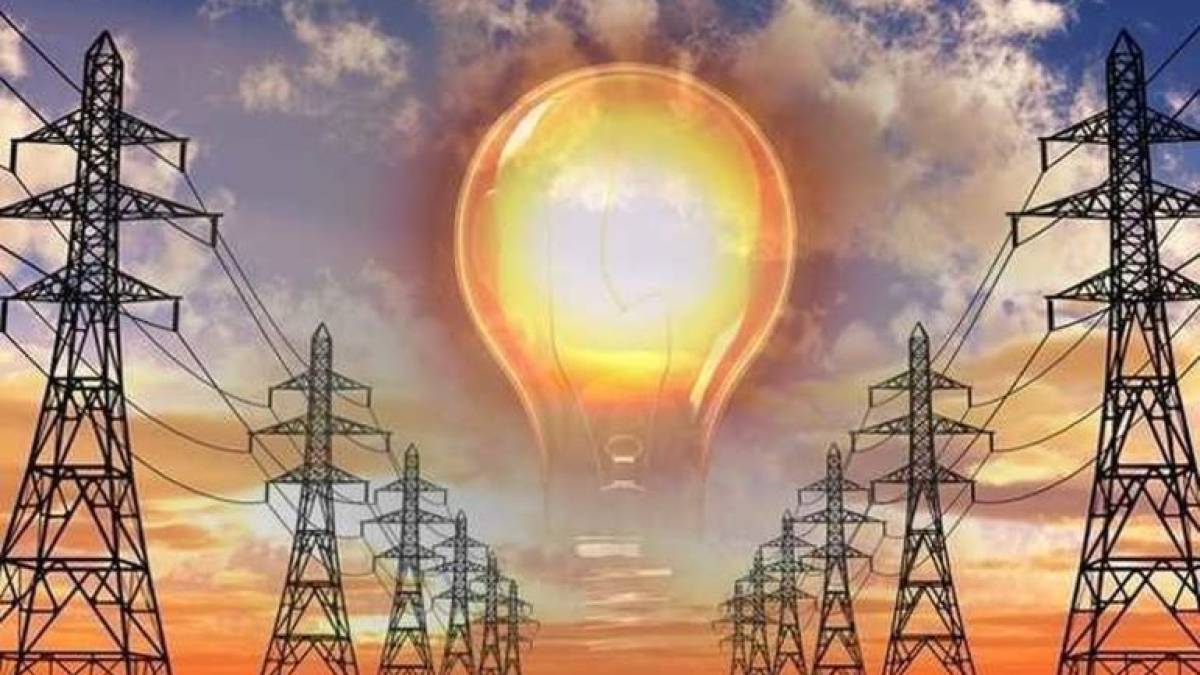 На Запоріжжі через ворожі обстріли без електропостачання – понад 21 тис. абонентів