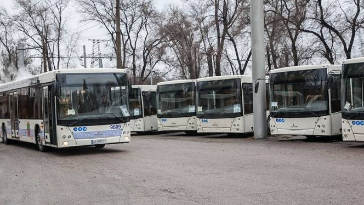 У Запоріжжі почали працювати автобусні маршрути: подробиці