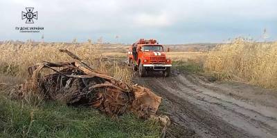 Запорізькі рятувальники надали допомогу водіям на “Дорозі життя”