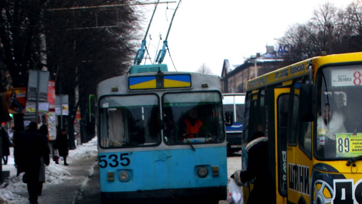 Зміни в роботі громадського транспорту на 15 листопада