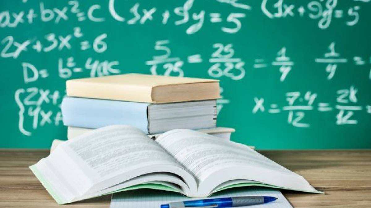 У Мелітополі учням погрожують виключенням зі школи через відмову дякувати окупантам