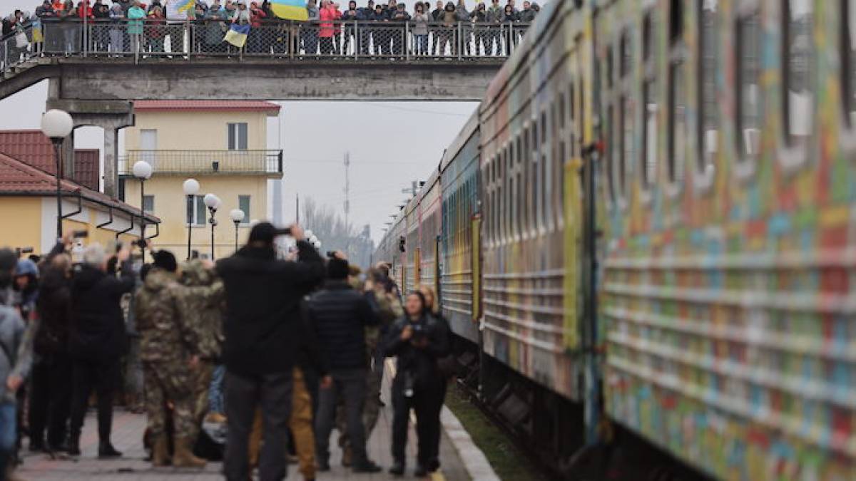 До Херсона прибув перший з початку великої війни потяг з Києва
