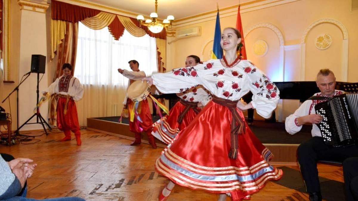 Переможемо у війні: в Запорізькій області відзначають День Гідності та Свободи України