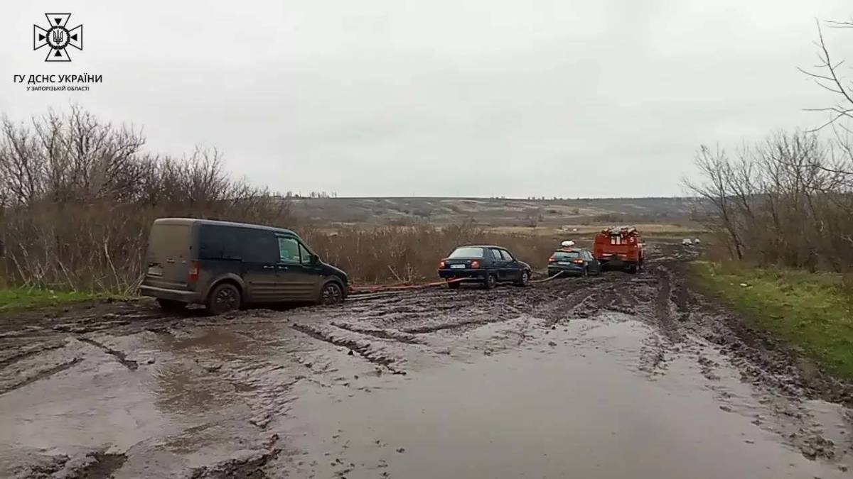 Оперативна інформація про ліквідацію наслідків ворожих обстрілів у Запорізькій області