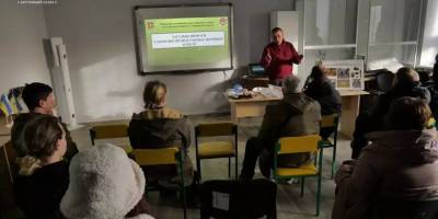 Поінформований значить озброєний: рятувальники ДСНС провели лекцію для волонтерів на тему вибухонебезпечних предметів