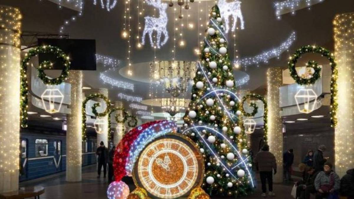У Харкові новорічну ялинку встановлять у метро