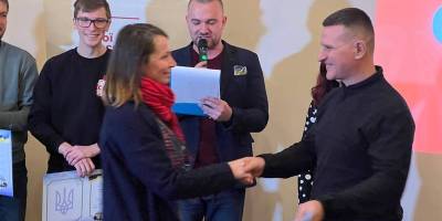 У Запоріжжі нагородили волонтерів