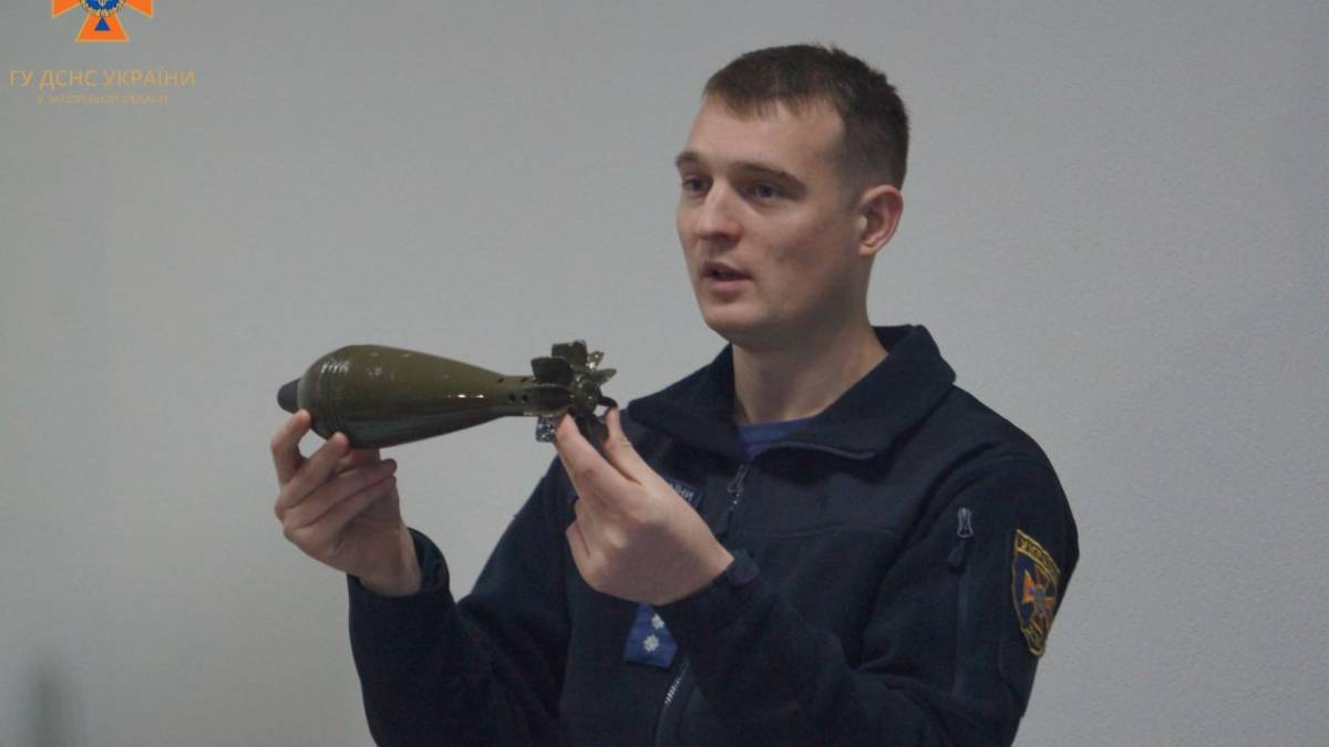 Запорізькі рятувальники продовжують навчати громадян діям у разі надзвичайних ситуацій