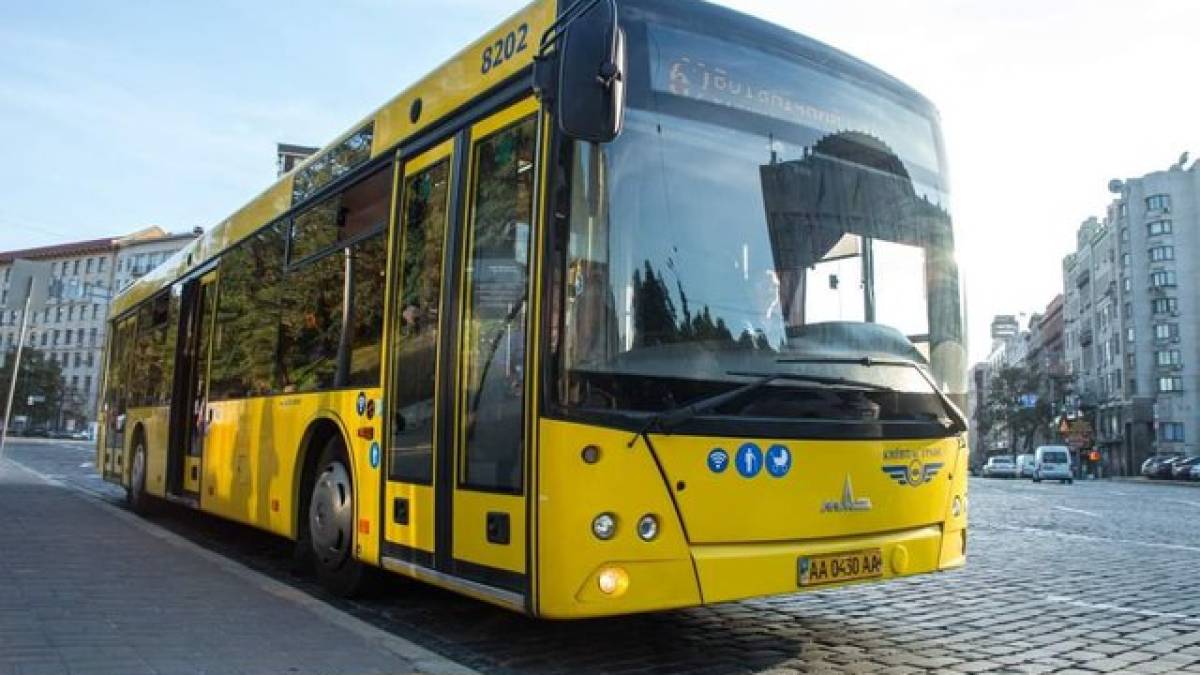 У Києві  автобусні рейси частково дублюватимуть маршрути метро