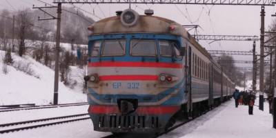 Через знеструмлення 20 поїздів рухаються із затримками