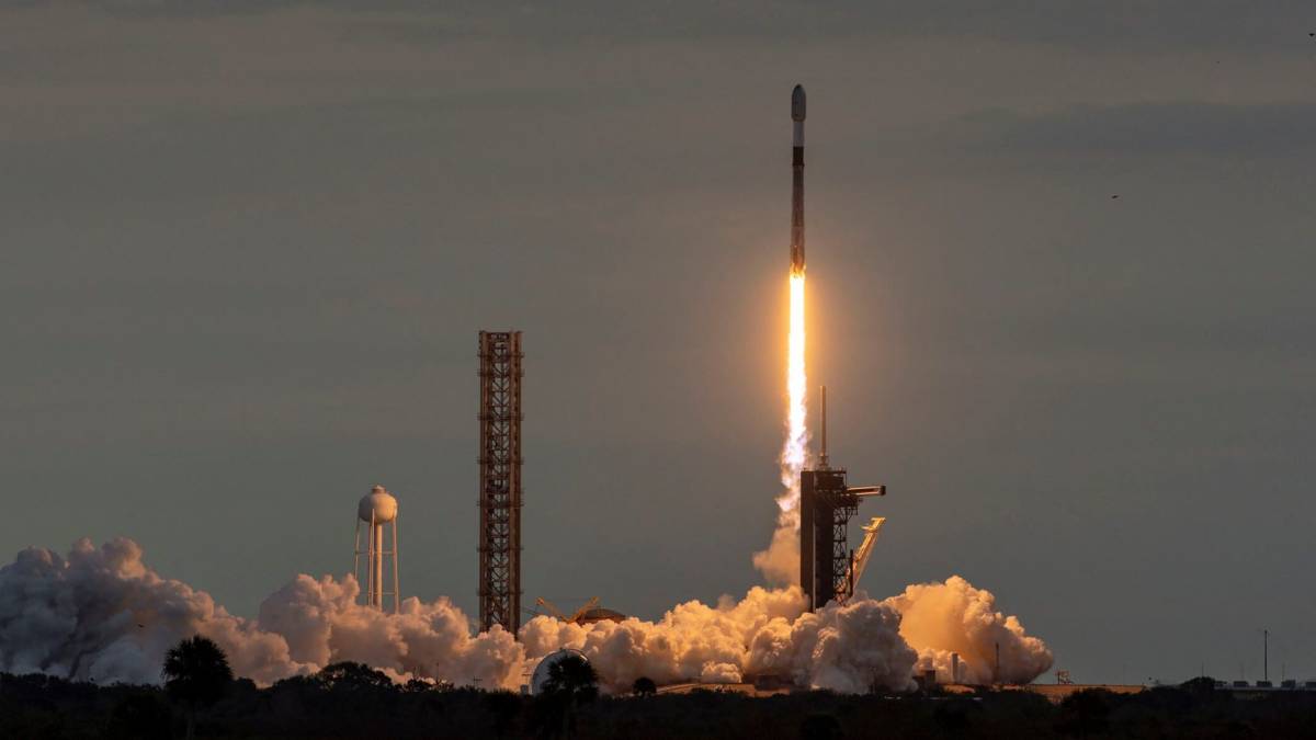 SpaceX запустила на орбіту ще 54 супутники Starlink