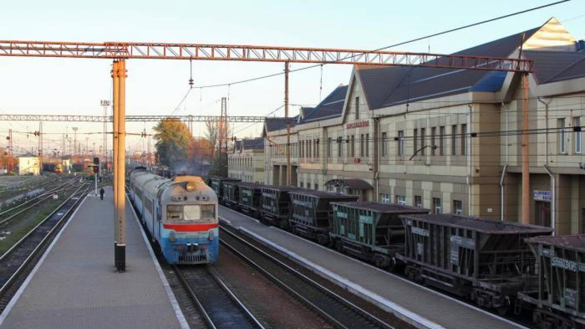 “Укрзалізниця” призначила на сьогодні евакуаційний потяг