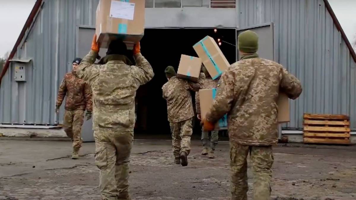 Ісландія та Литва надають теплий одяг українським військовим