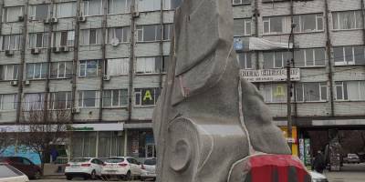 У Запоріжжі пам’ятник Пушкіну покарали за війну його нащадків