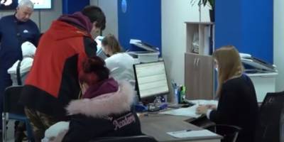 Переселенці можуть переадресувати свої соцвиплати у будь-який регіон України – як це зробити