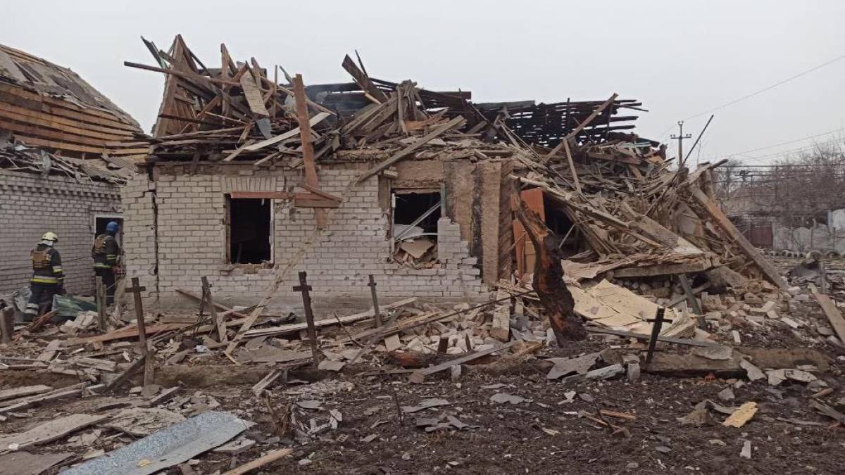 Ракетний удар по Запоріжжю 31 грудня: є поранені; фото