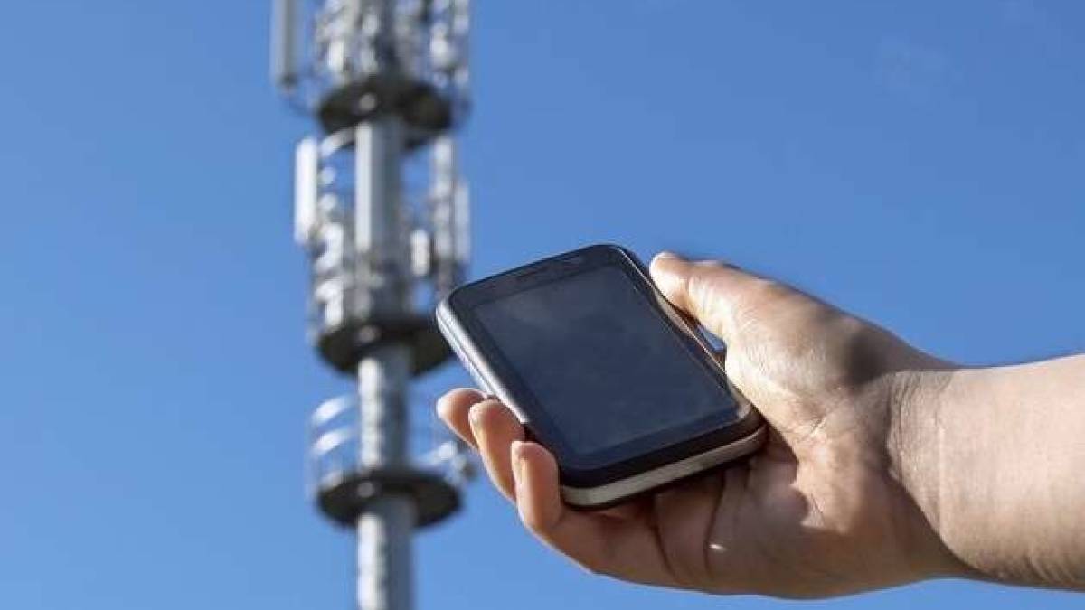 Назвали області, де найгірша ситуація з мобільним звʼязком