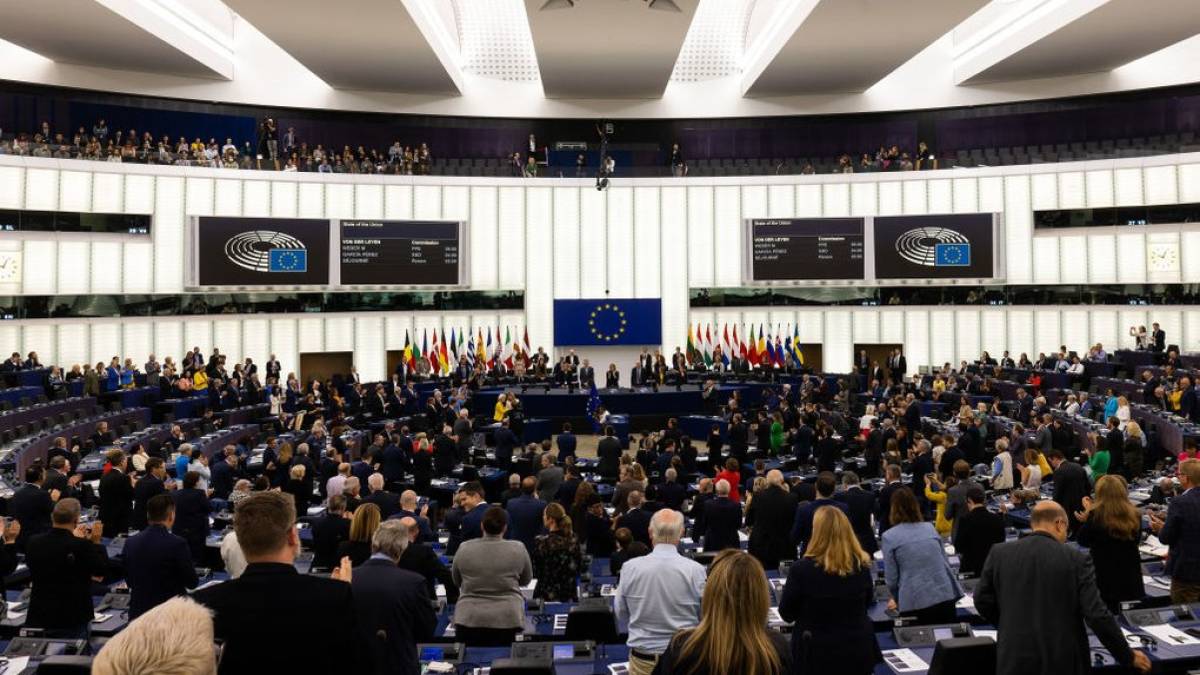 Європарламент ухвалив резолюцію про створення спецтрибуналу щодо злочину агресії рф проти України
