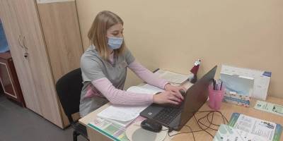 У Запоріжжі продовжують працювати пункти вакцинації